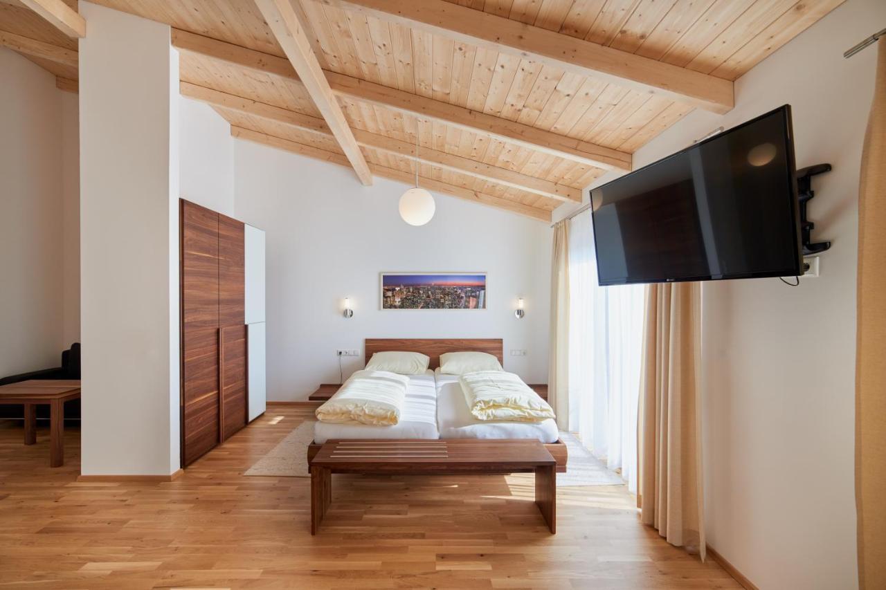 Hotel Gasthof-Strasser Tumeltsham Dış mekan fotoğraf